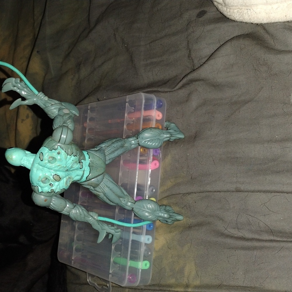 Action figure - Picture 3 of 3